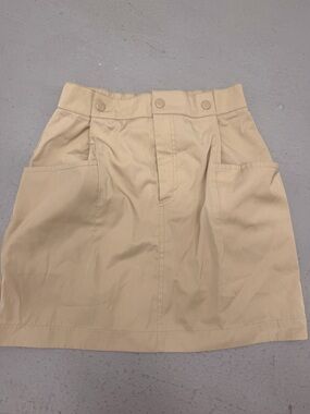 Zara women’s xs Classic A-Line Tan Skirt with Front Pockets